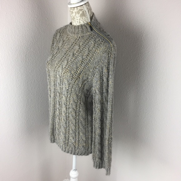 Chelsea & Violet Gray Gold Metallic Thread Sweater Women’s size Medium - Picture 3 of 8